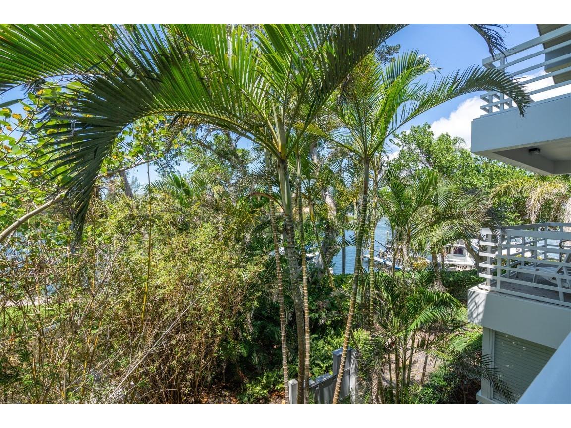615 Dream Island Place #201 Longboat Key FL 34228 A4668491 image33