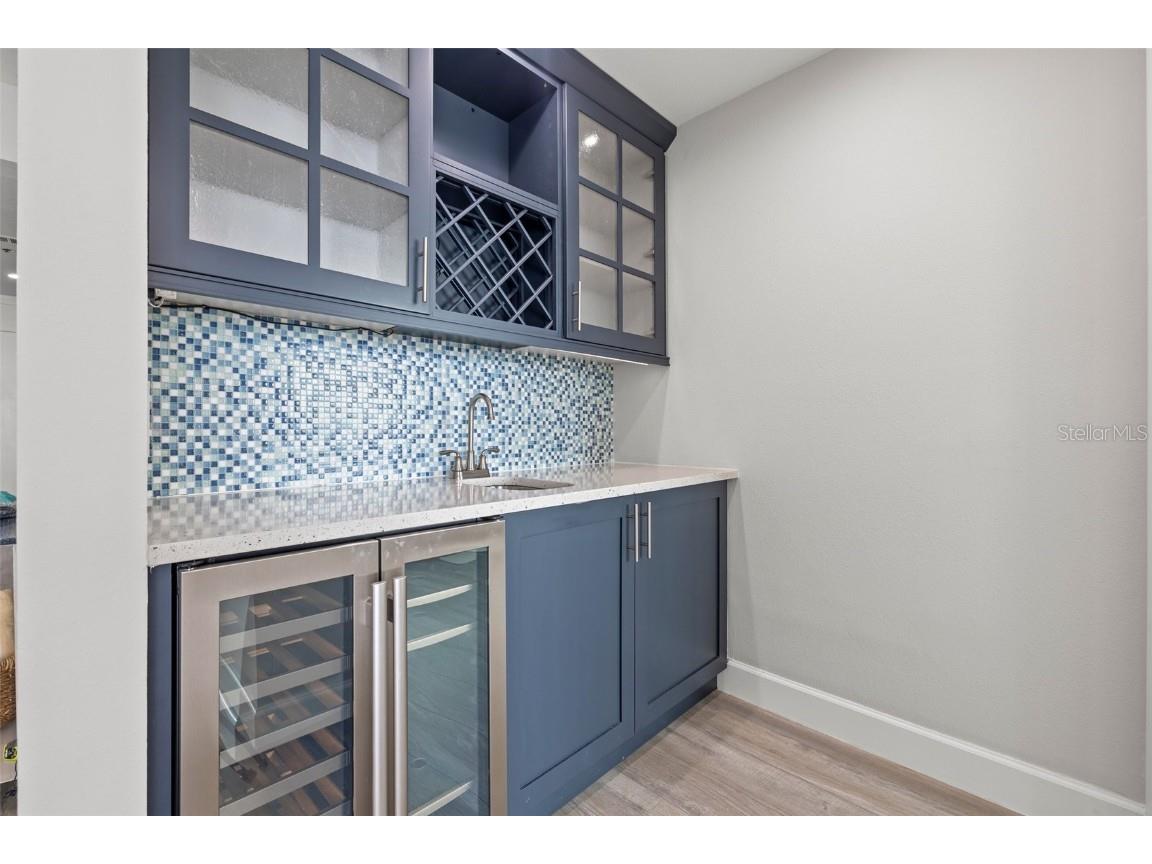 615 Dream Island Place #210 Longboat Key FL 34228 TB8395898 image19