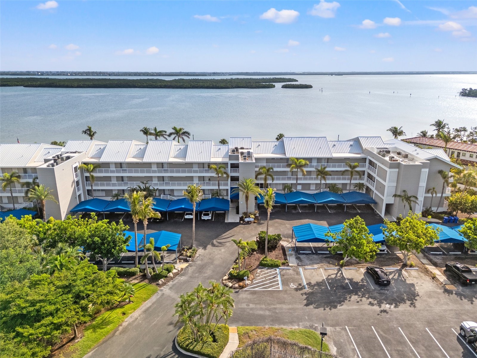 615 Dream Island Place #210 Longboat Key FL 34228 TB8503989 image2