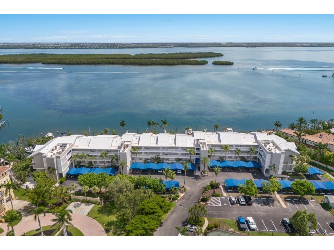 615 Dream Island Place #304 Longboat Key FL 34228 A4659064 image1