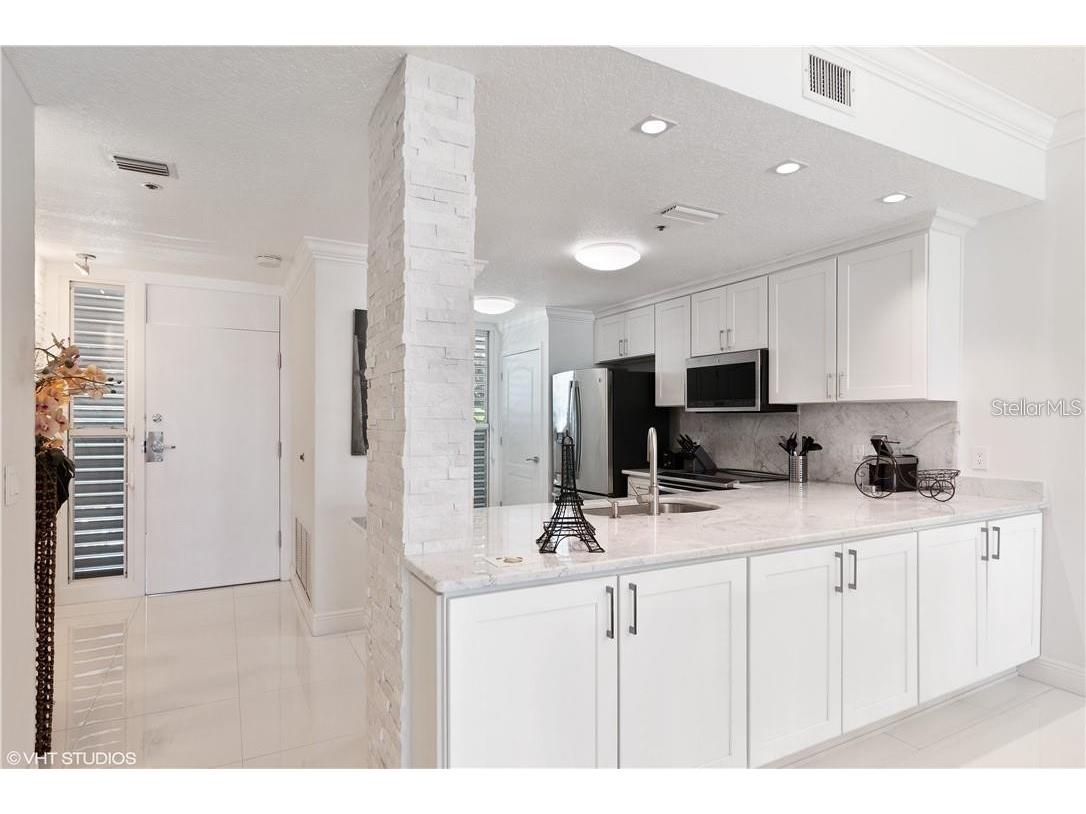 615 Dream Island Road #107 Longboat Key FL 34228 O6395609 image7