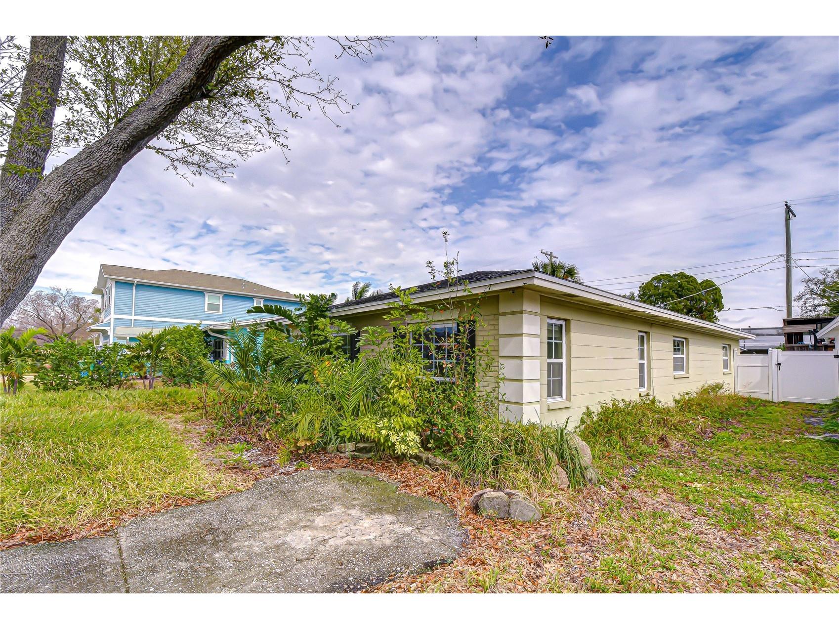 615 E Davis Boulevard Tampa FL 33606 TB8475192 image10