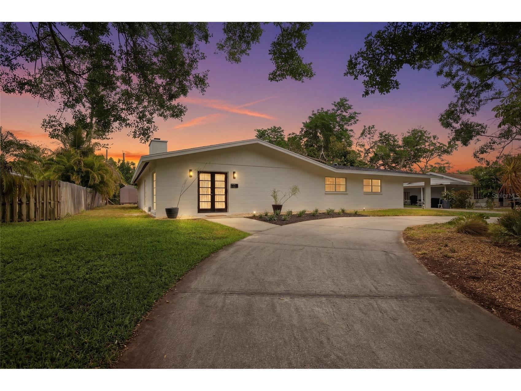 615 Fontana Lane Bradenton FL 34209 TB8492828 image1
