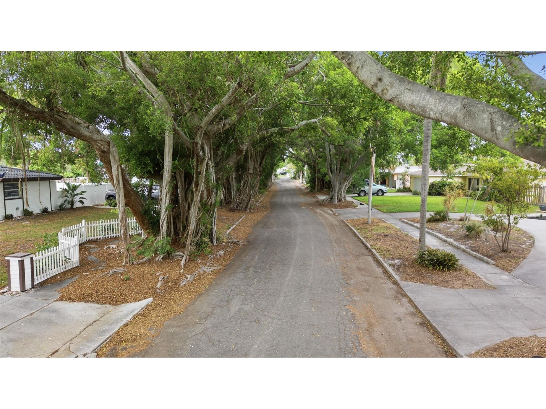 615 Fontana Lane Bradenton FL 34209 TB8492828 image35