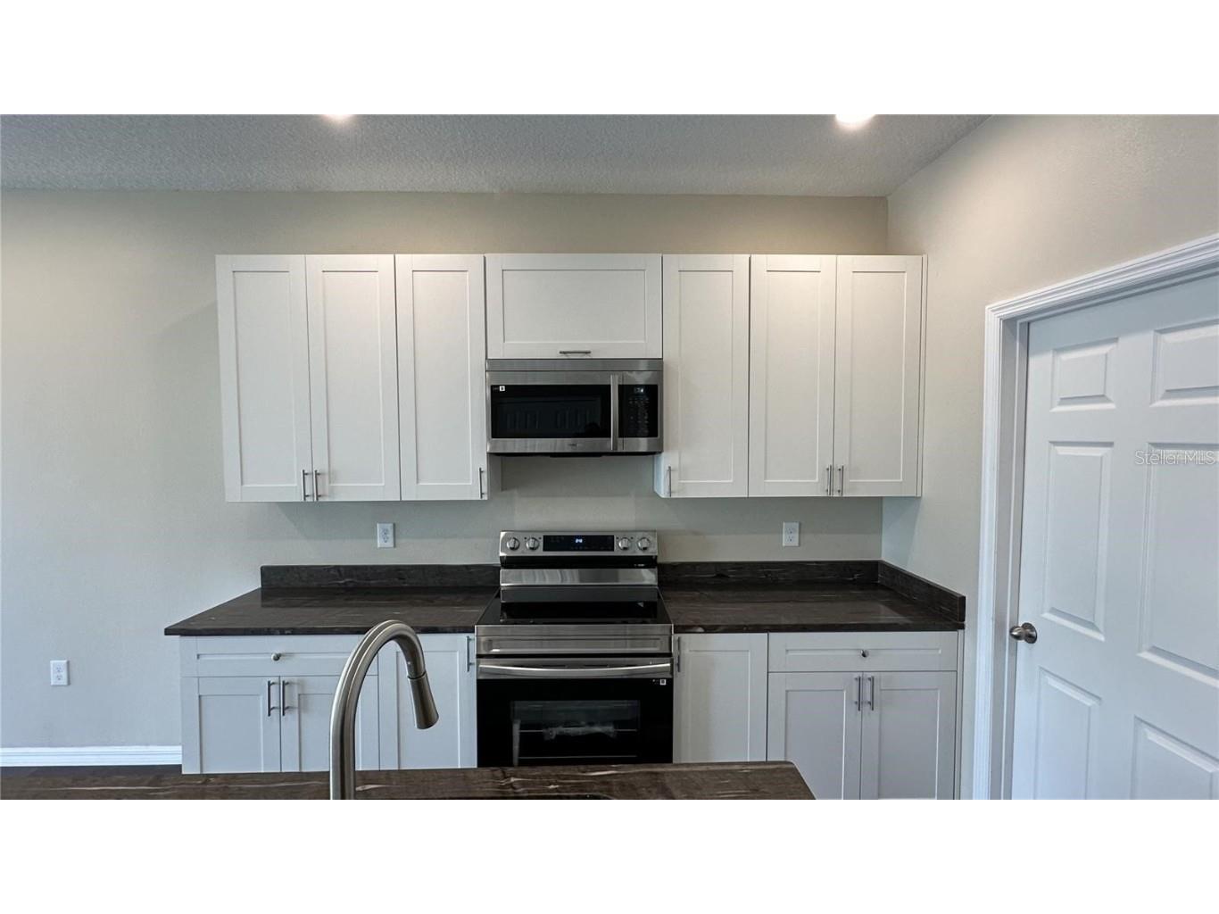 615 Lake Shore Parkway Davenport FL 33896 O6359843 image7