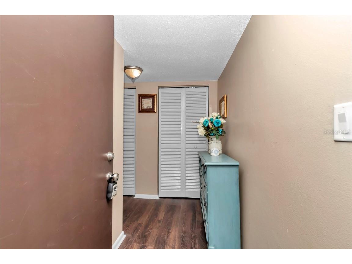 615 Midway Drive #B Ocala FL 34472 OM696289 image5