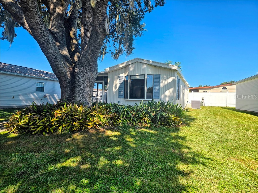 615 NE Cottage Park Lane Leesburg FL 34748 OM710883 image2