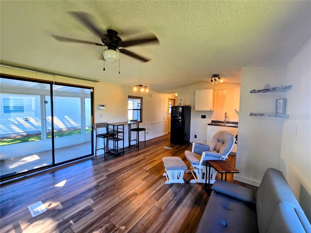 615 NE Cottage Park Lane Leesburg FL 34748 OM710883 image9