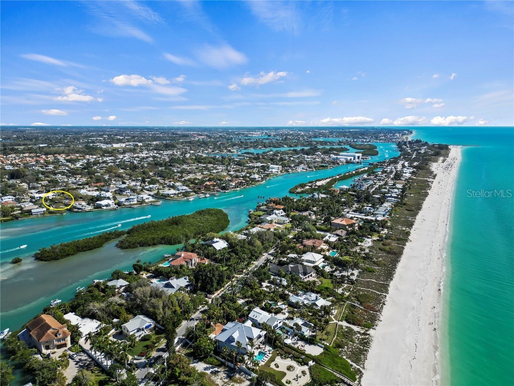 615 Ramblin Rose Lane Nokomis FL 34275 - BLACKBURN BAY CANAL N6131911 image1