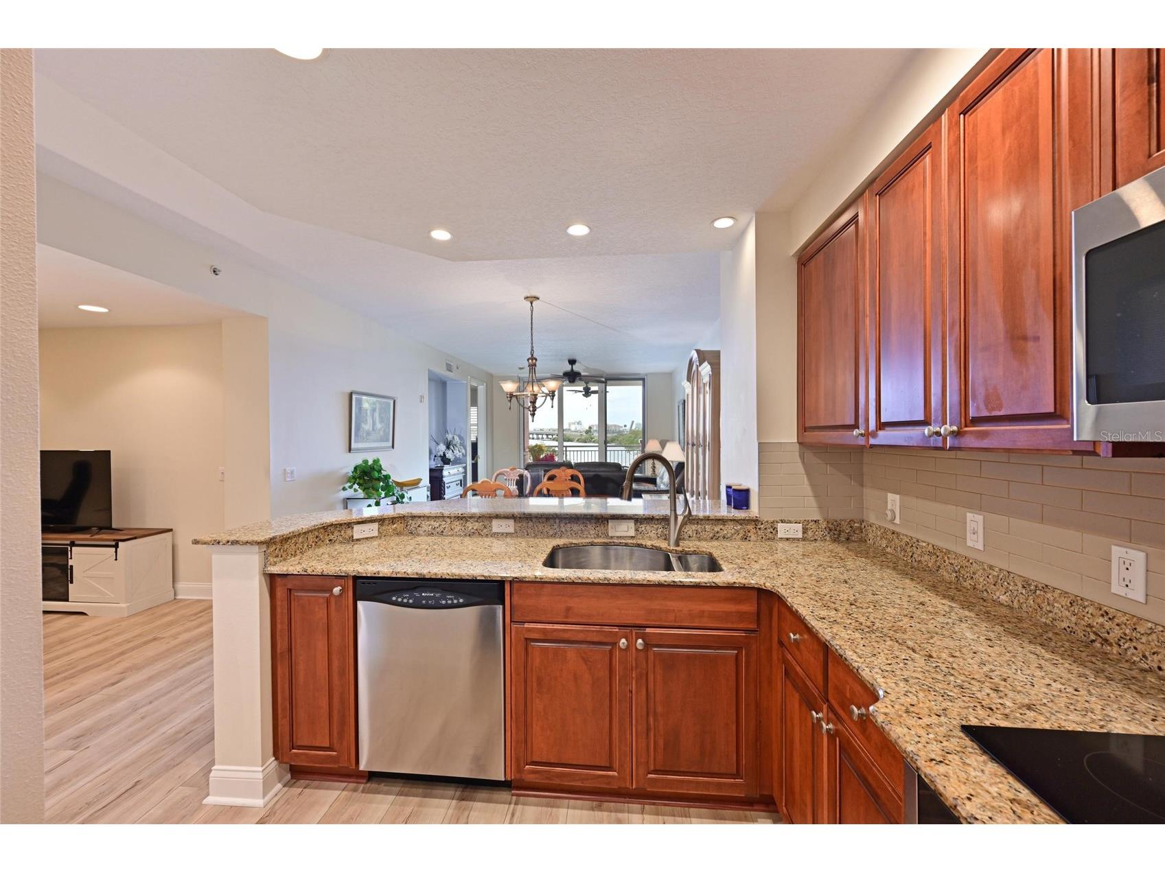 615 Riviera Dunes Way #107 Palmetto FL 34221 - MANATEE RIVER A4686236 image18