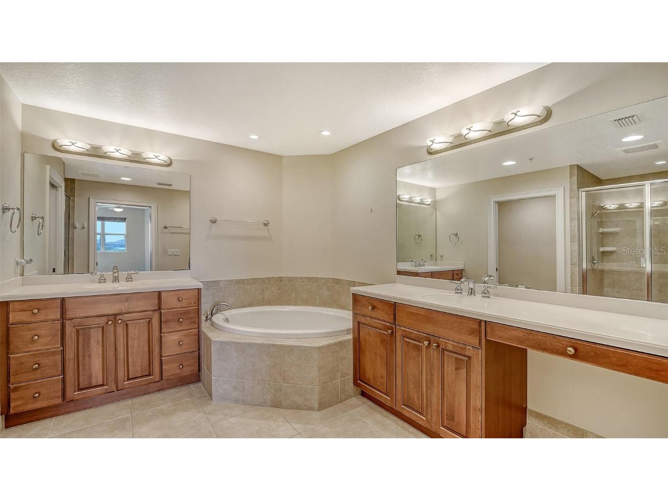 615 Riviera Dunes Way #208 Palmetto FL 34221 - MANATEE RIVER & RIVIERA DUNES A4664706 image35