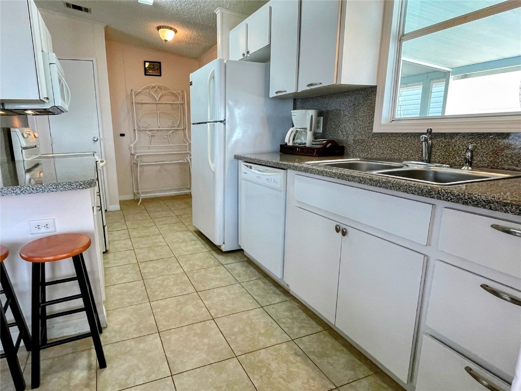 615 S Green Circle Venice FL 34285 N6138810 image8