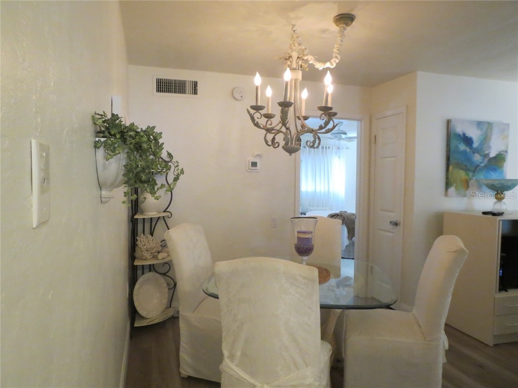 615 S Palm Avenue #4 Sarasota FL 34236 A4659753 image10