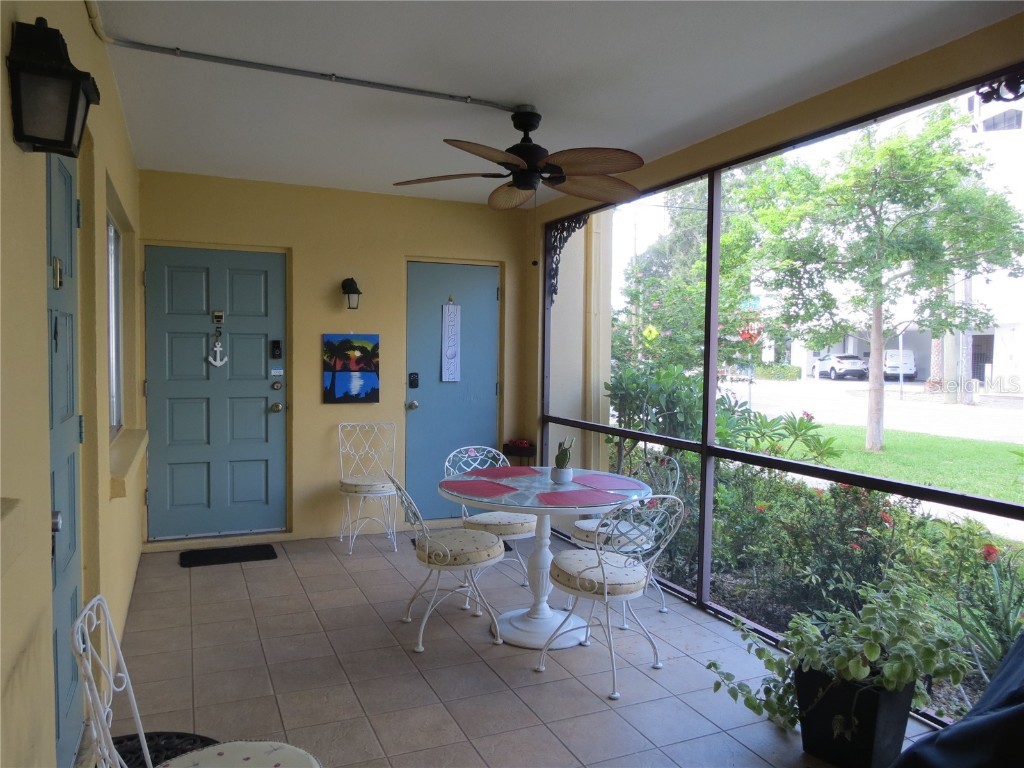 615 S Palm Avenue #4 Sarasota FL 34236 A4659753 image4