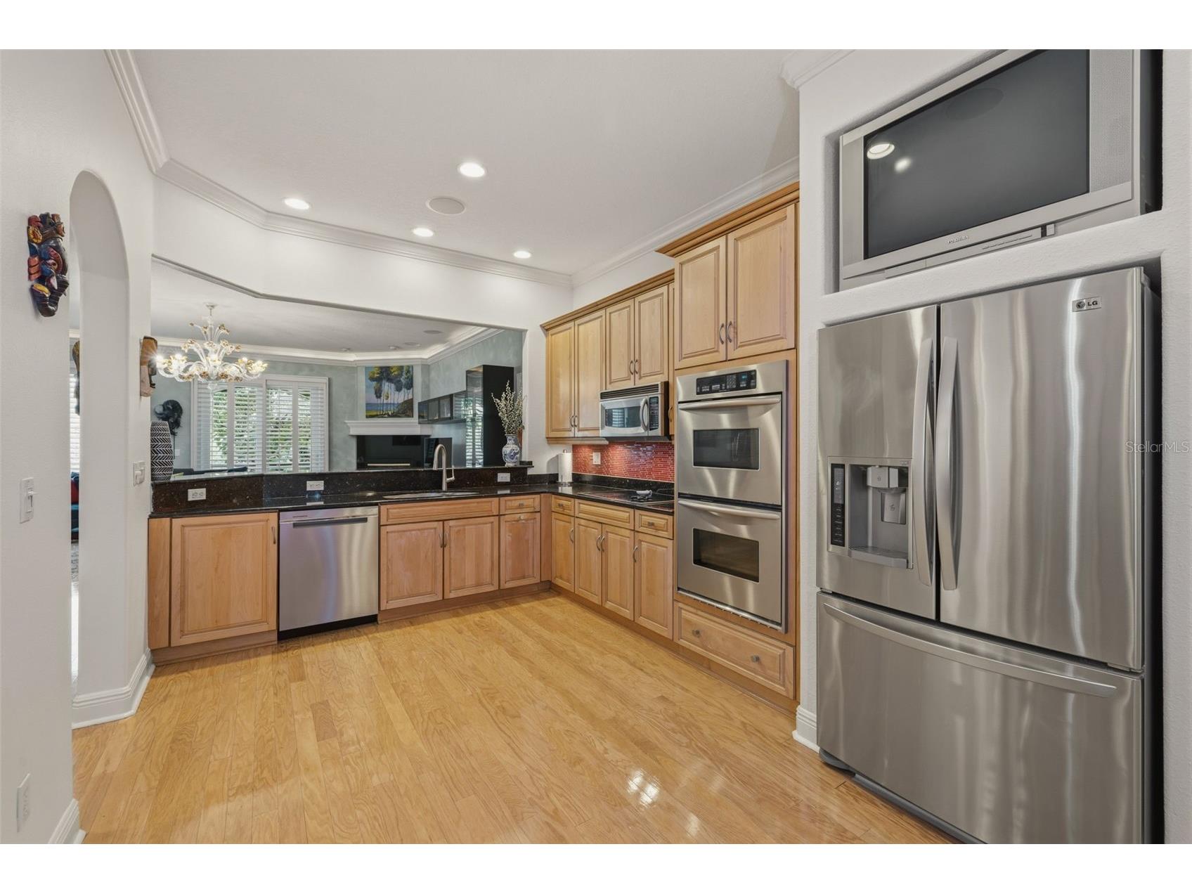 615 Saxony Boulevard Saint Petersburg FL 33716 TB8503002 image13