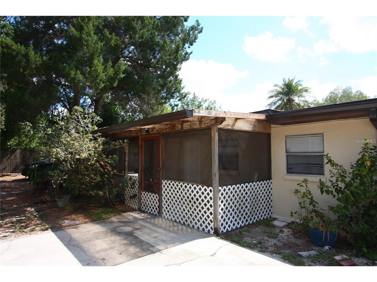 615 Shore Road #4 Nokomis FL 34275 A4692058 image1