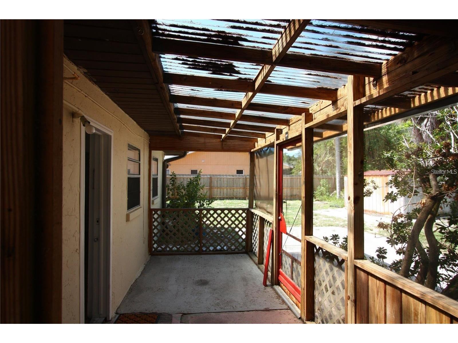 615 Shore Road #4 Nokomis FL 34275 A4692058 image2