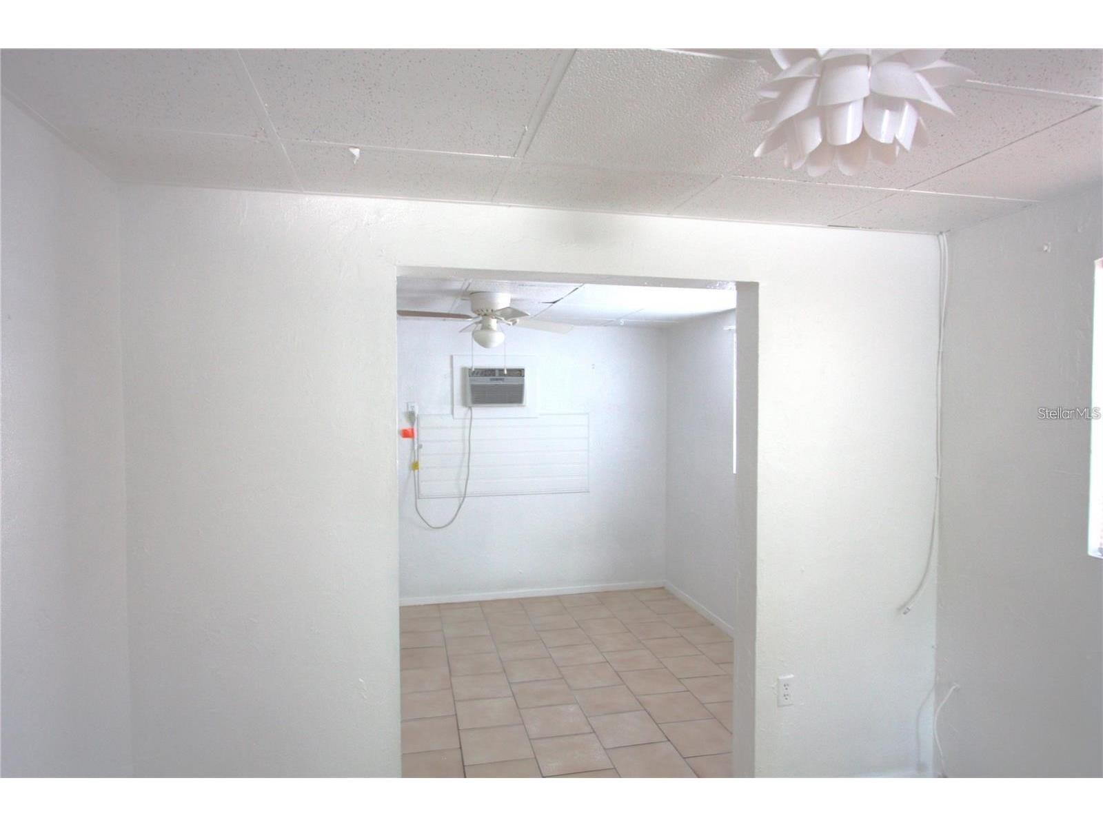 615 Shore Road #4 Nokomis FL 34275 A4692058 image4