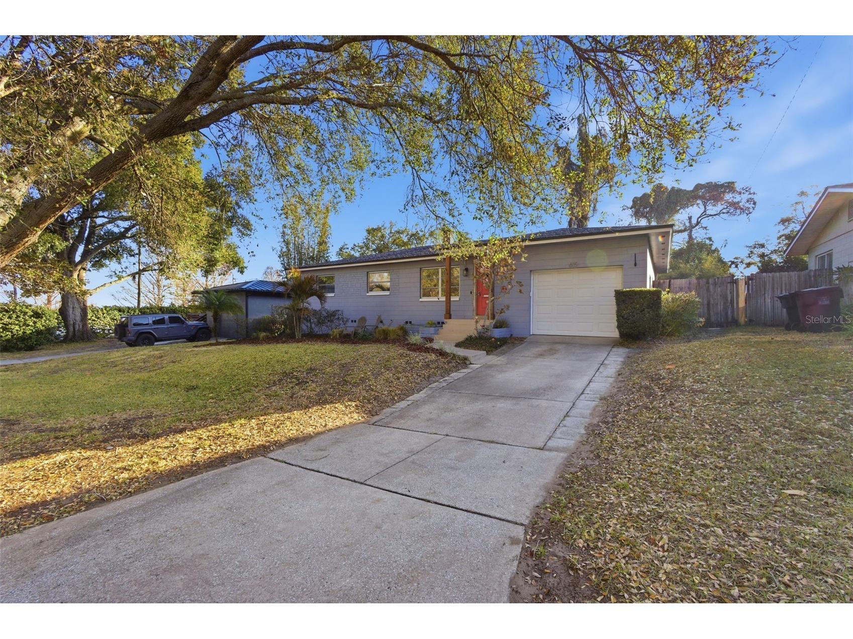 615 Springview Drive Orlando FL 32803 - LAKE UNDERHILL O6381177 image2