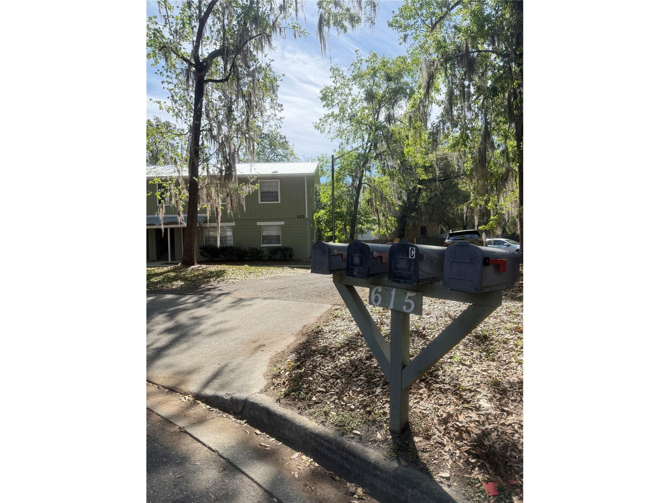 615 SW 11th Lane Gainesville FL 32601 GC538743 image1