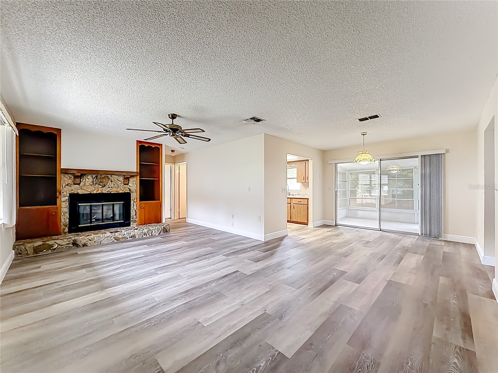 615 Third Avenue Lady Lake FL 32159 O6397572 image3
