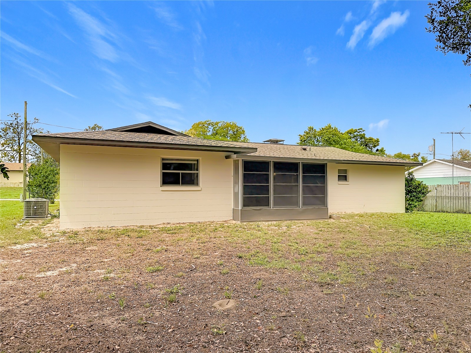 615 Third Avenue Lady Lake FL 32159 O6397572 image37