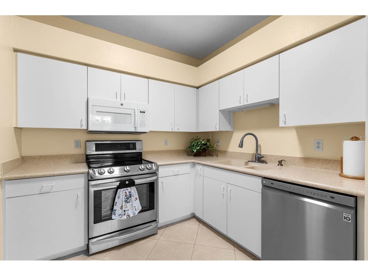 615 Tremont Greens Lane Sun City Center FL 33573 TB8458618 image15