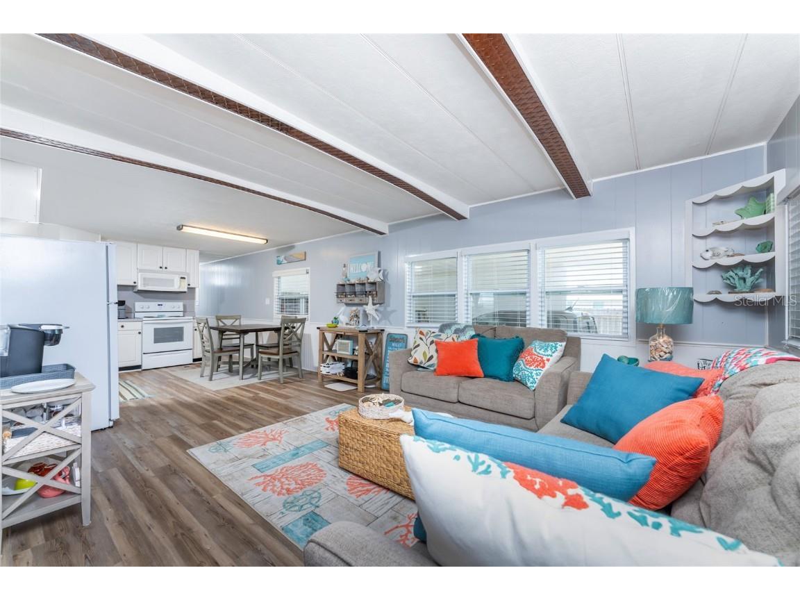 615 Via Cala Englewood FL 34224 D6145114 image3