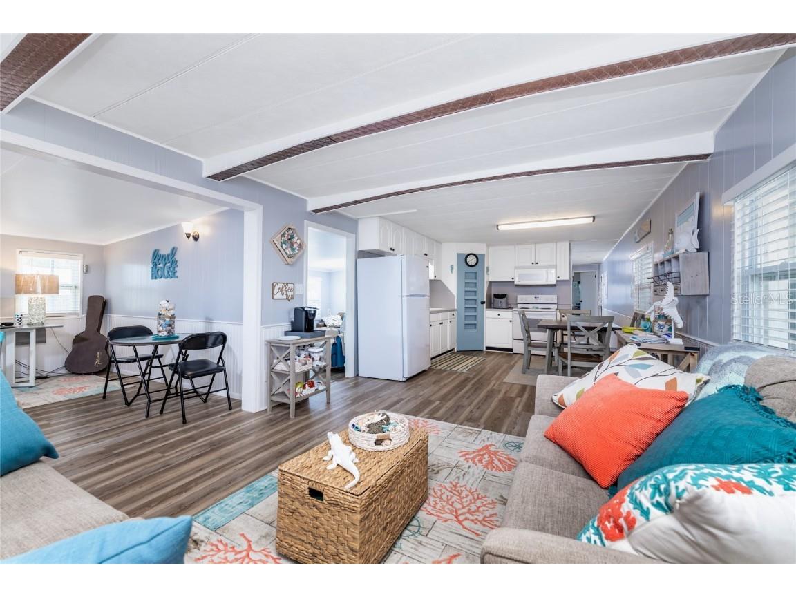 615 Via Cala Englewood FL 34224 D6145114 image4