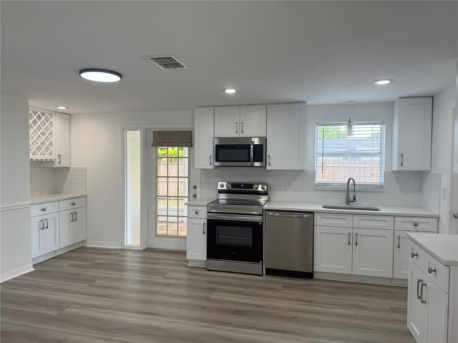 6150 101st Avenue N Pinellas Park FL 33782 TB8529473 image3