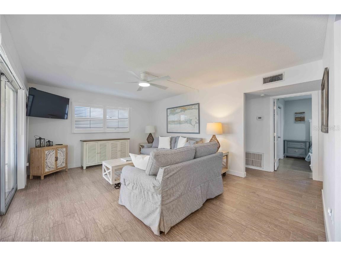 6150 Midnight Pass Road #UNIT 10 A&B Sarasota FL 34242 - GULF OF MEXICO A4660785 image11