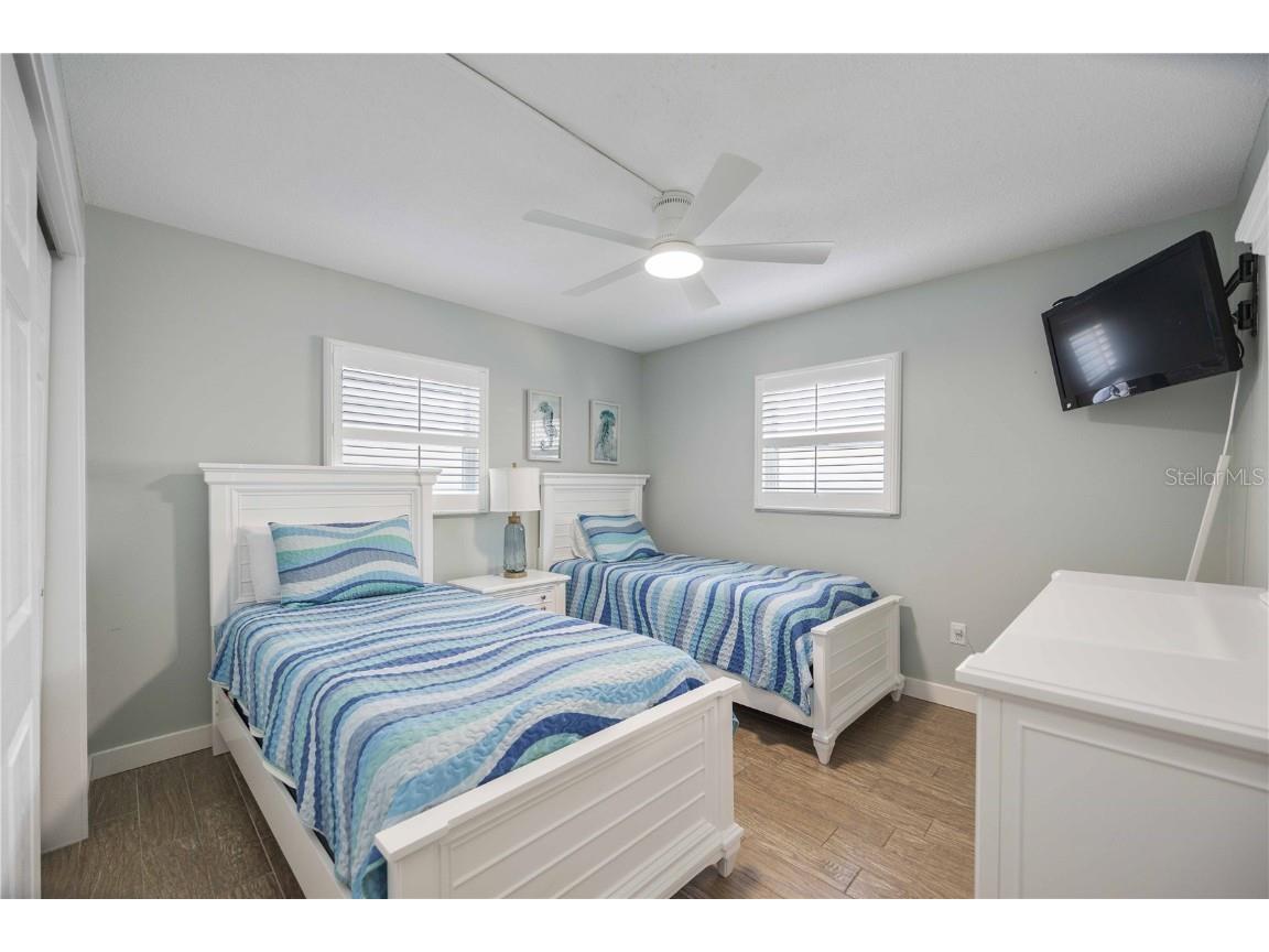 6150 Midnight Pass Road #UNIT 10 A&B Sarasota FL 34242 - GULF OF MEXICO A4660785 image22