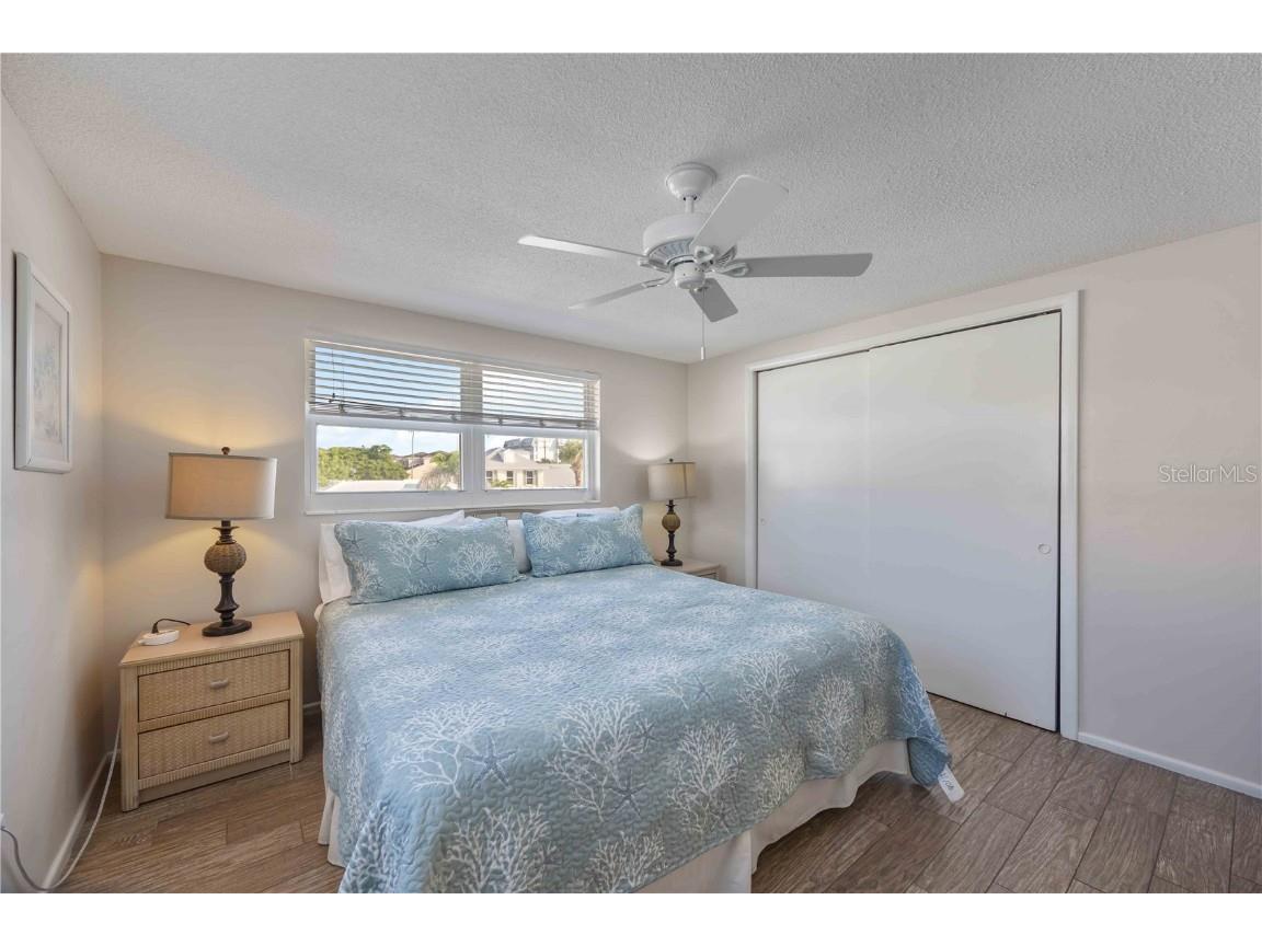 6150 Midnight Pass Road #UNIT 10 A&B Sarasota FL 34242 - GULF OF MEXICO A4660785 image48