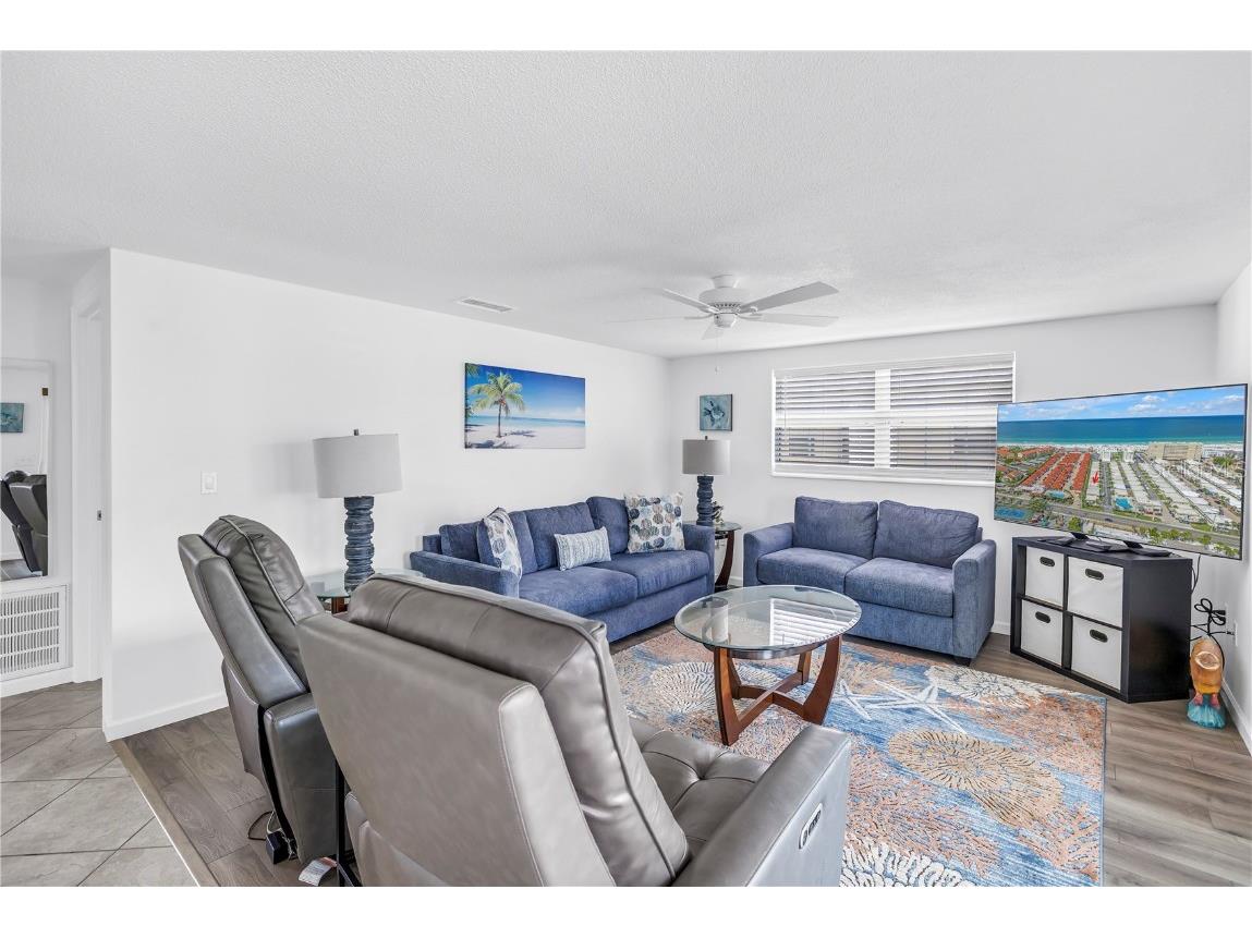 6150 Midnight Pass Road #V38 Sarasota FL 34242 A4656918 image10