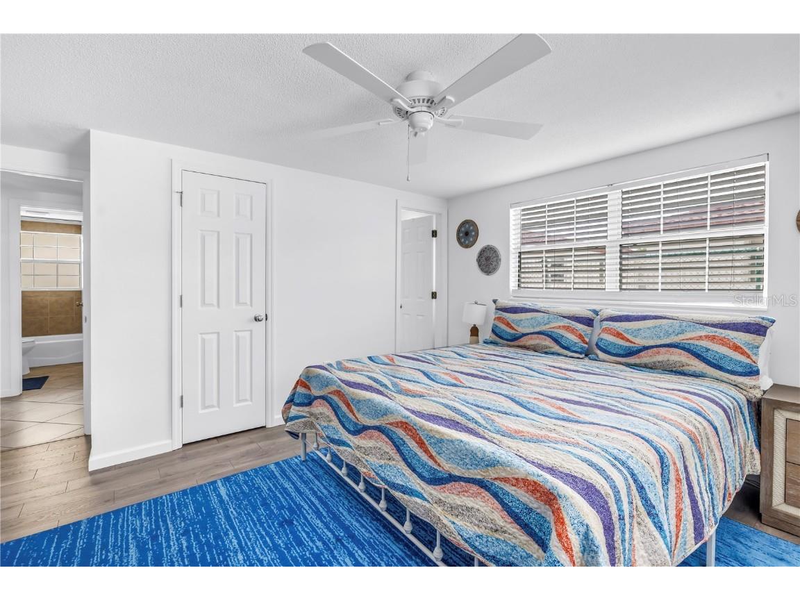 6150 Midnight Pass Road #V38 Sarasota FL 34242 A4656918 image20