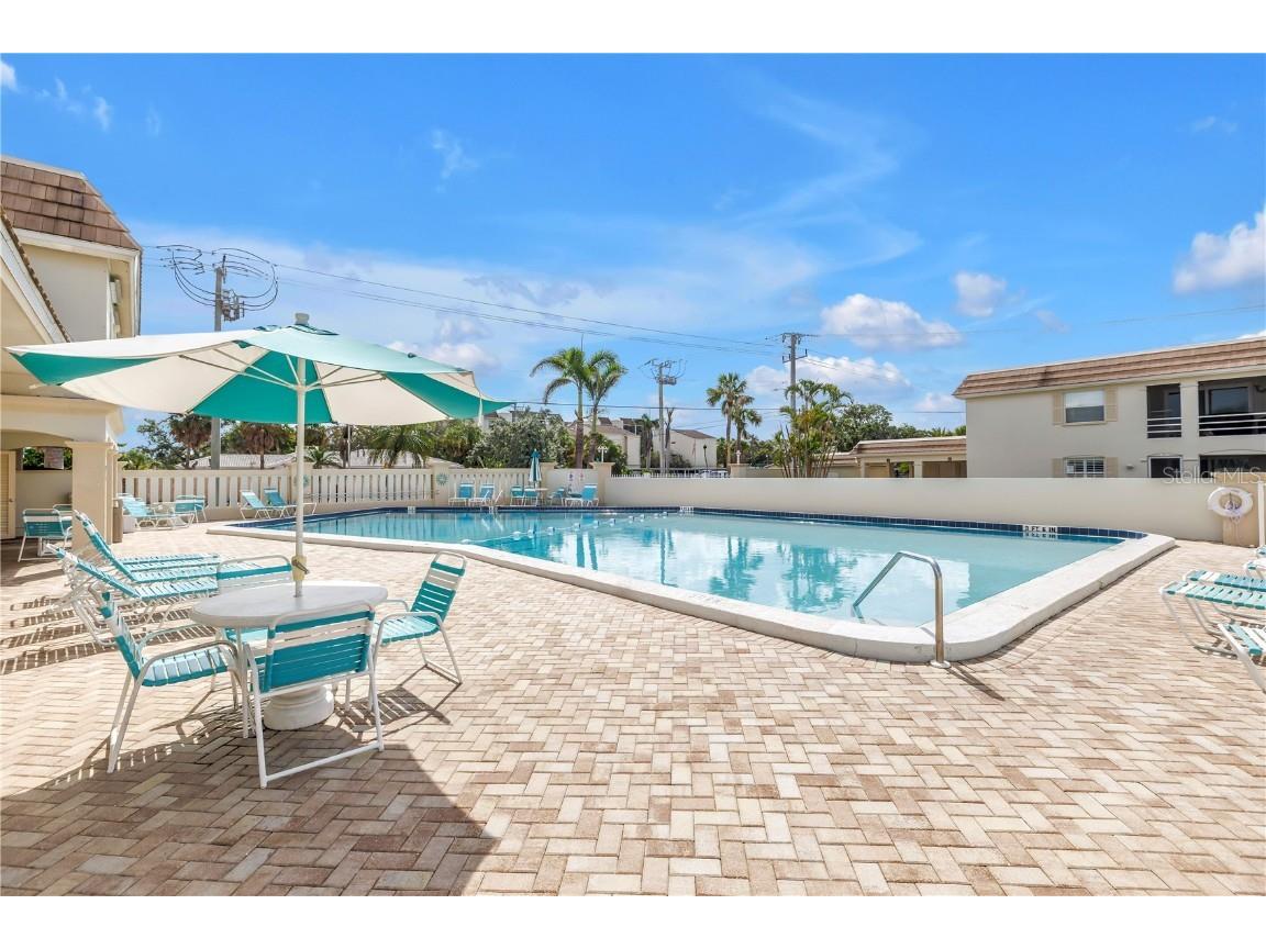 6150 Midnight Pass Road #V38 Sarasota FL 34242 A4656918 image31