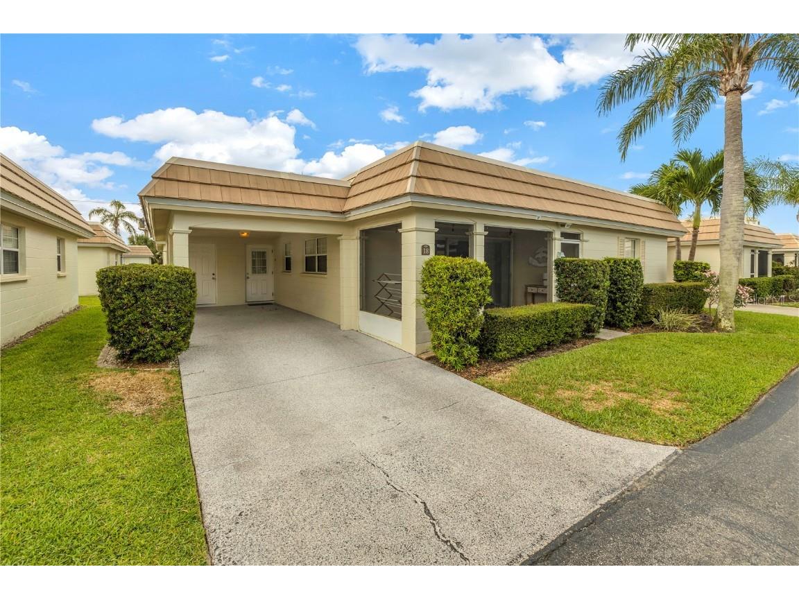 6150 Midnight Pass Road #VILLA 18 Sarasota FL 34242 A4571971 image1