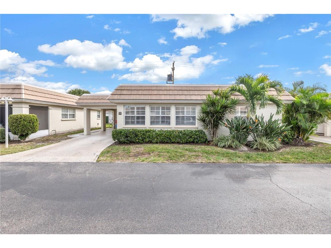6150 Midnight Pass Road #VILLA35 Sarasota FL 34242 A4593499 image1