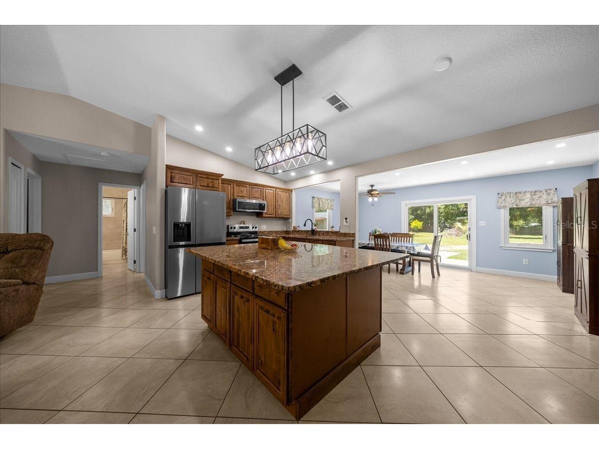 6150 S Highway 314a Ocklawaha FL 32179 OM727938 image15