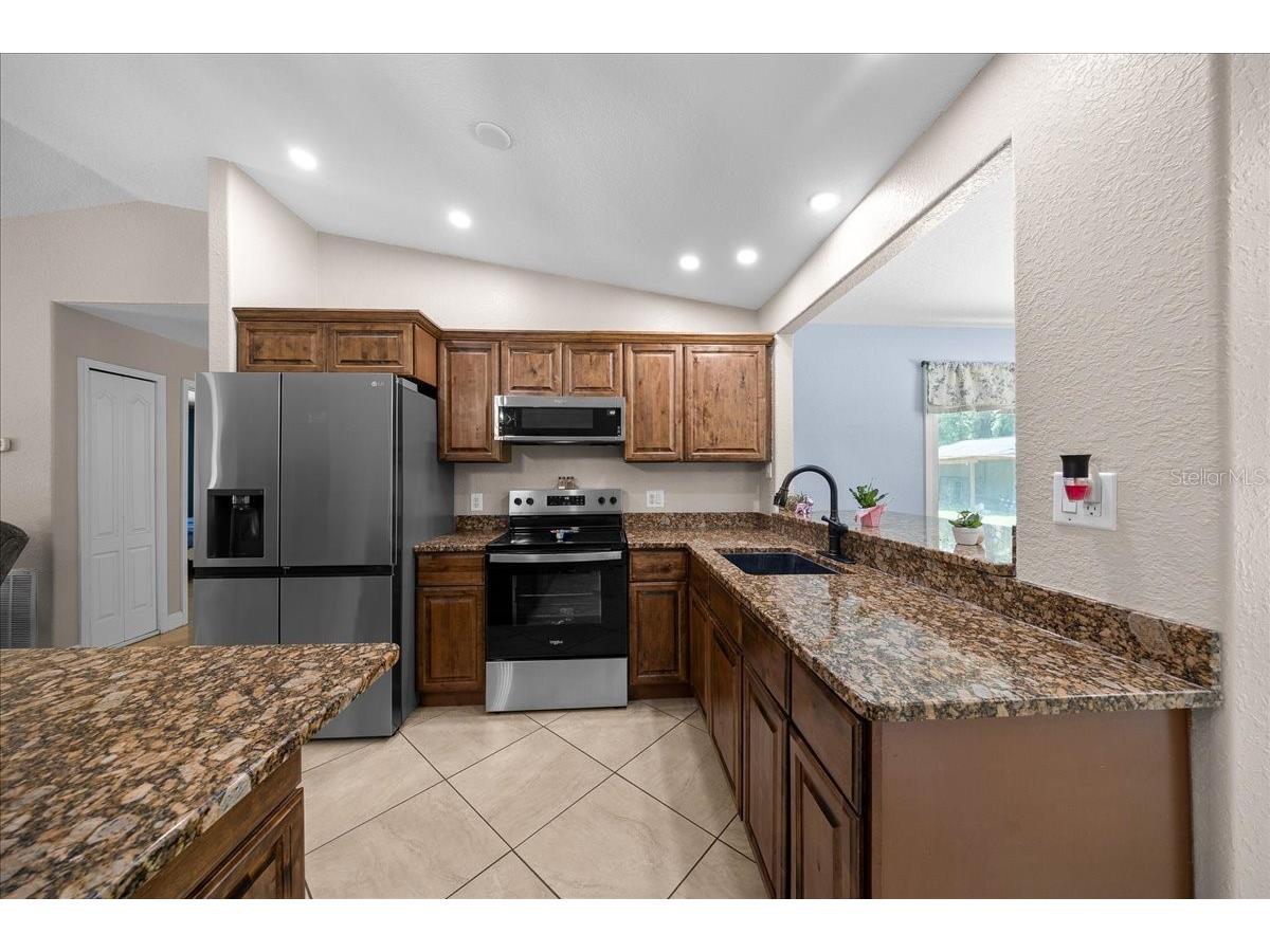 6150 S Highway 314a Ocklawaha FL 32179 OM727938 image16