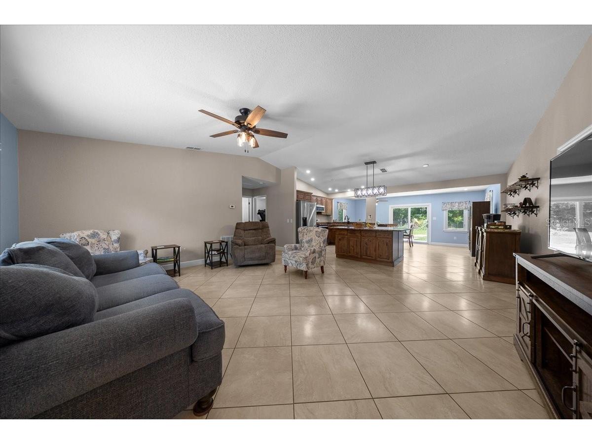 6150 S Highway 314a Ocklawaha FL 32179 OM727938 image21