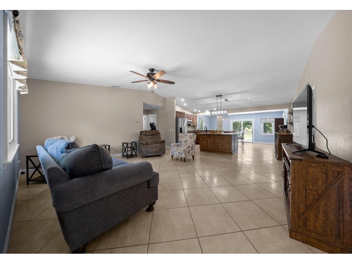 6150 S Highway 314a Ocklawaha FL 32179 OM727938 image7