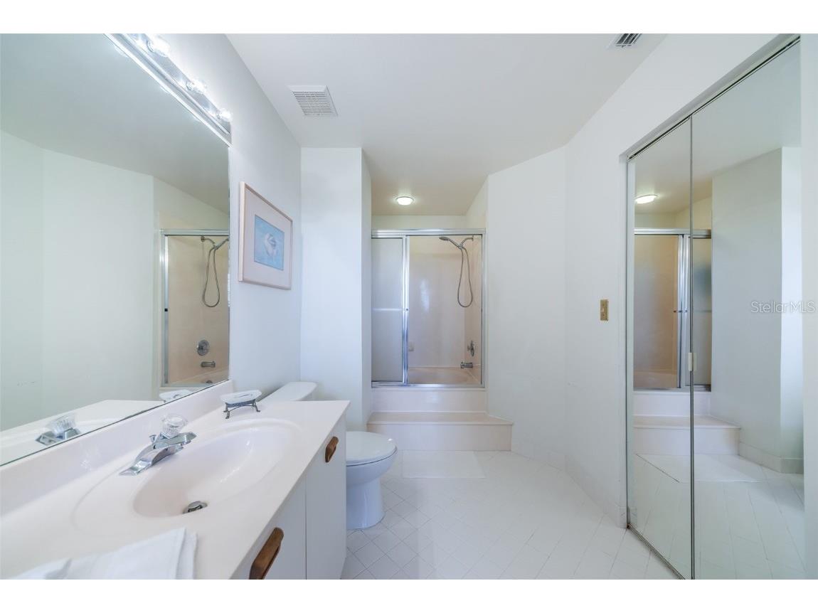 6151 Bahia Del Mar Boulevard #220 Saint Petersburg FL 33715 U8181109 image10
