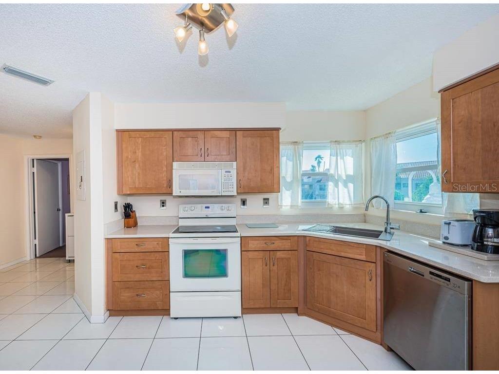 6151 Bahia Del Mar Boulevard #226 Saint Petersburg FL 33715 TB8475062 image4