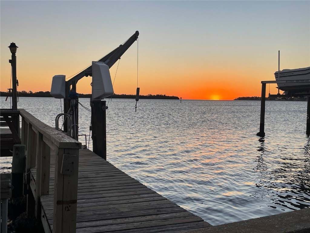 6151 Bayou Grande Boulevard NE Saint Petersburg FL 33703 - TAMPA BAY TB8317783 image10