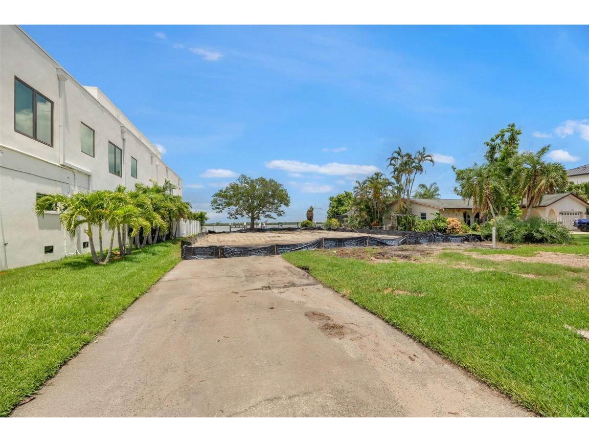 6151 Bayou Grande Boulevard NE Saint Petersburg FL 33703 - TAMPA BAY TB8317783 image17