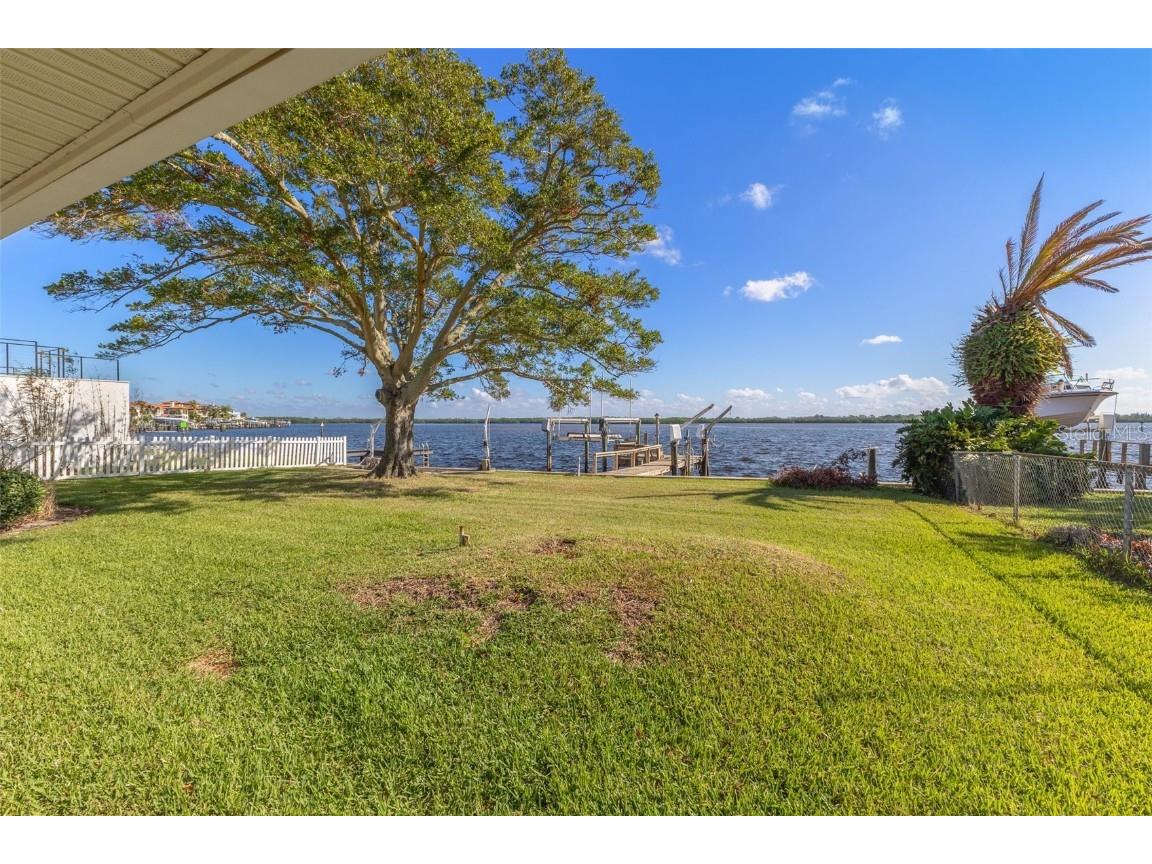 6151 Bayou Grande Boulevard NE Saint Petersburg FL 33703 - TAMPA BAY TB8361090 image32