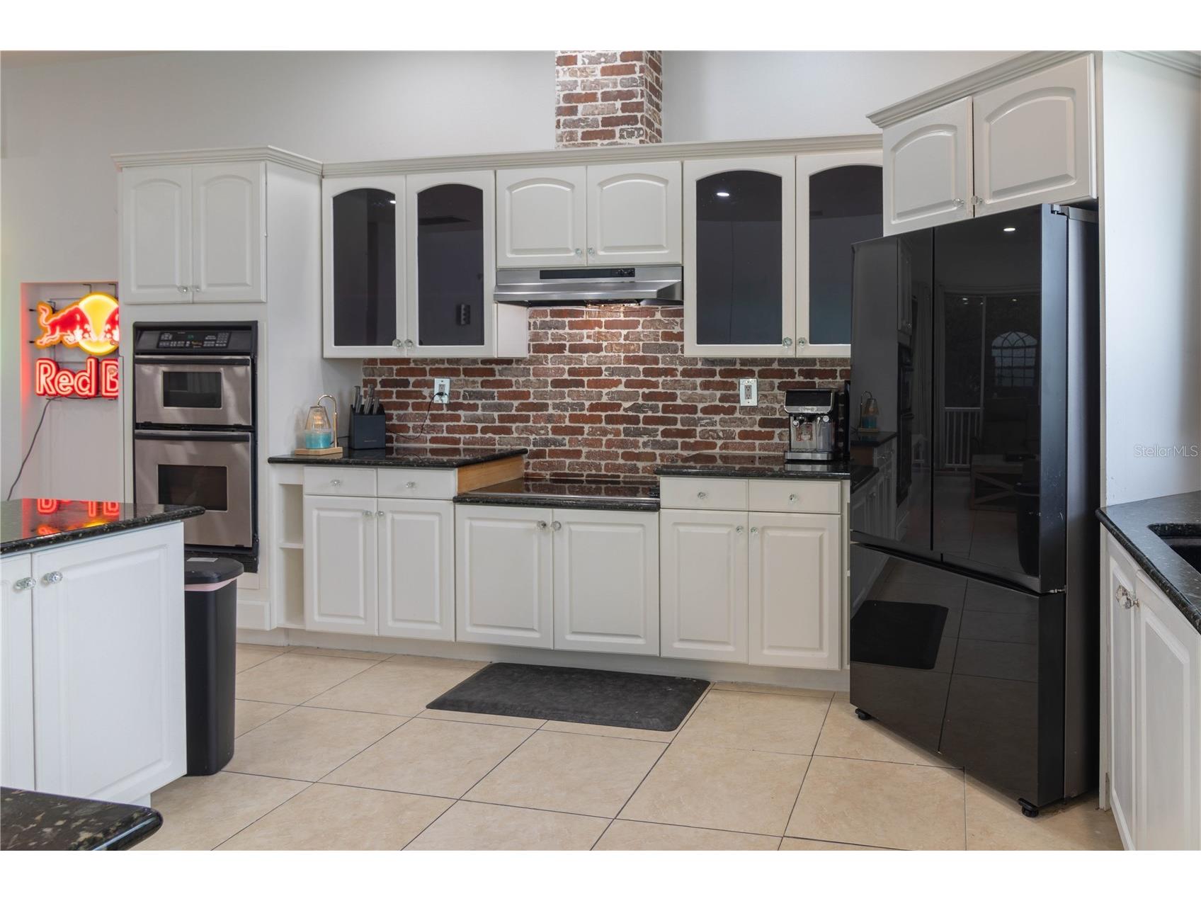 6151 New Osprey Point Weeki Wachee FL 34607 W7884366 image26