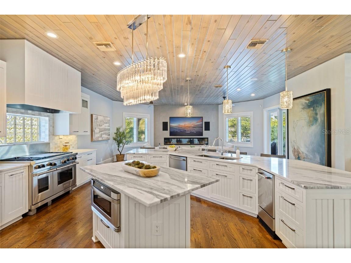 6152 52nd Street S Saint Petersburg FL 33715 TB8434995 image15