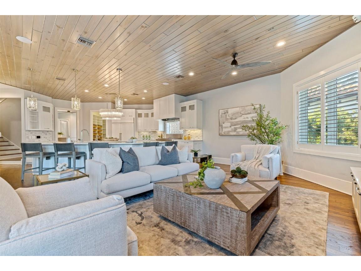 6152 52nd Street S Saint Petersburg FL 33715 TB8434995 image18